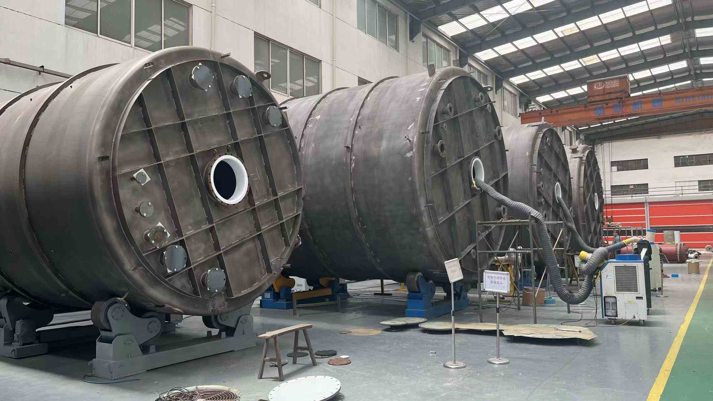 鋼襯四氟防腐儲罐